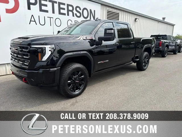 Used 2025  GMC AT4 Premium Plus image 8