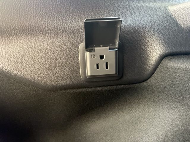 2026 Toyota Prius Plug-in Hybrid XSE - Photo 16