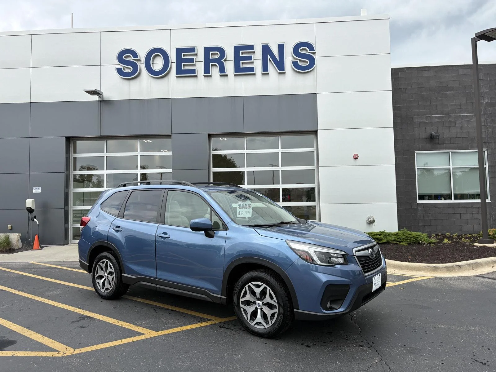 Certified Used 2021 Horizon Blue Pearl Subaru Premium image 1