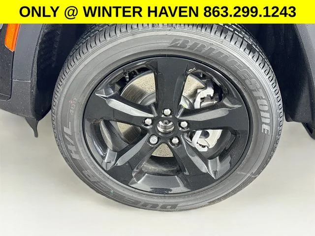 Used 2025 Black Jeep Altitude X image 32