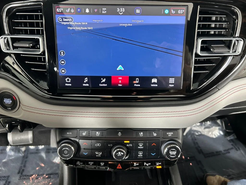 Used 2023 Gray Dodge Citadel image 15