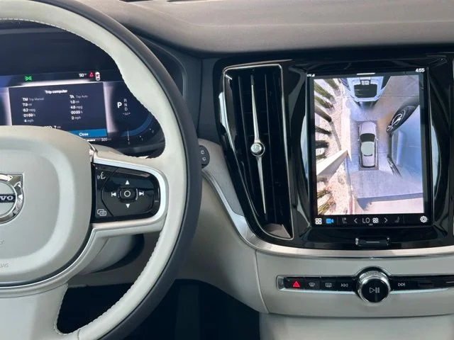 2025 Volvo V60 Cross Country Plus - Photo 17