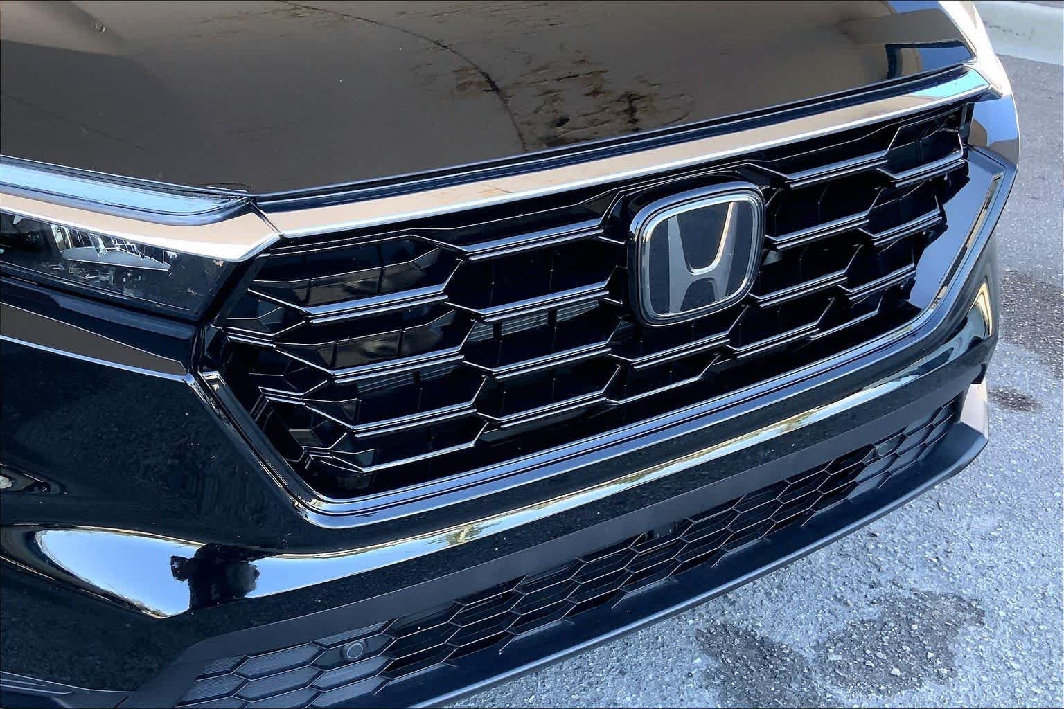 Used 2025 Crystal Black Pearl Honda EX-L image 50