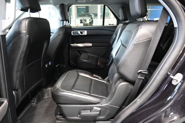 Used 2022 Black Ford XLT image 11