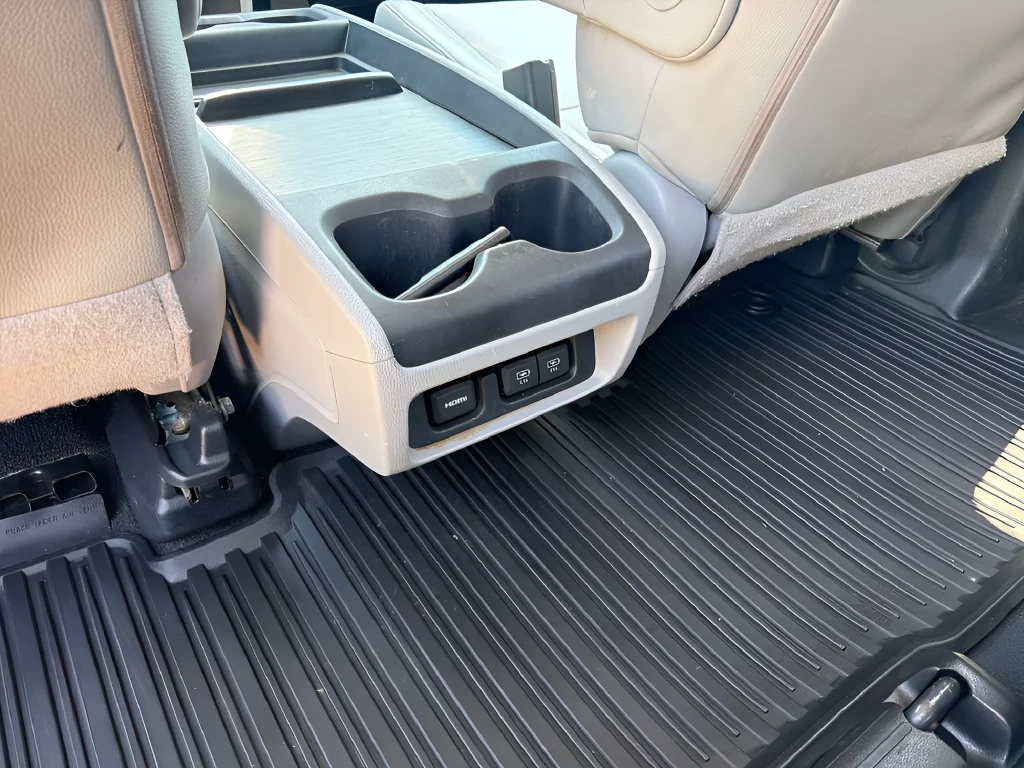 Used 2018  Honda EX-L image 30