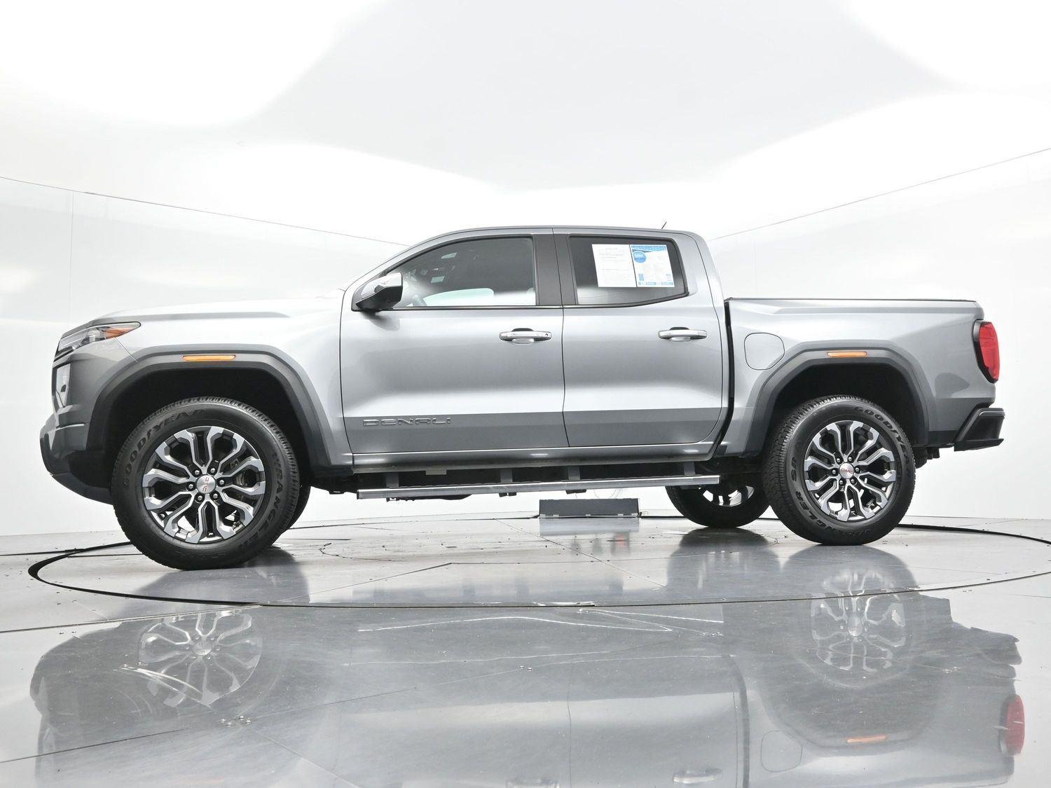 Used 2023 Sterling Metallic GMC Denali image 49