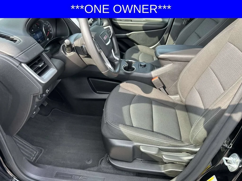 Used 2024 Ebony Twilight Metallic GMC SLE image 14