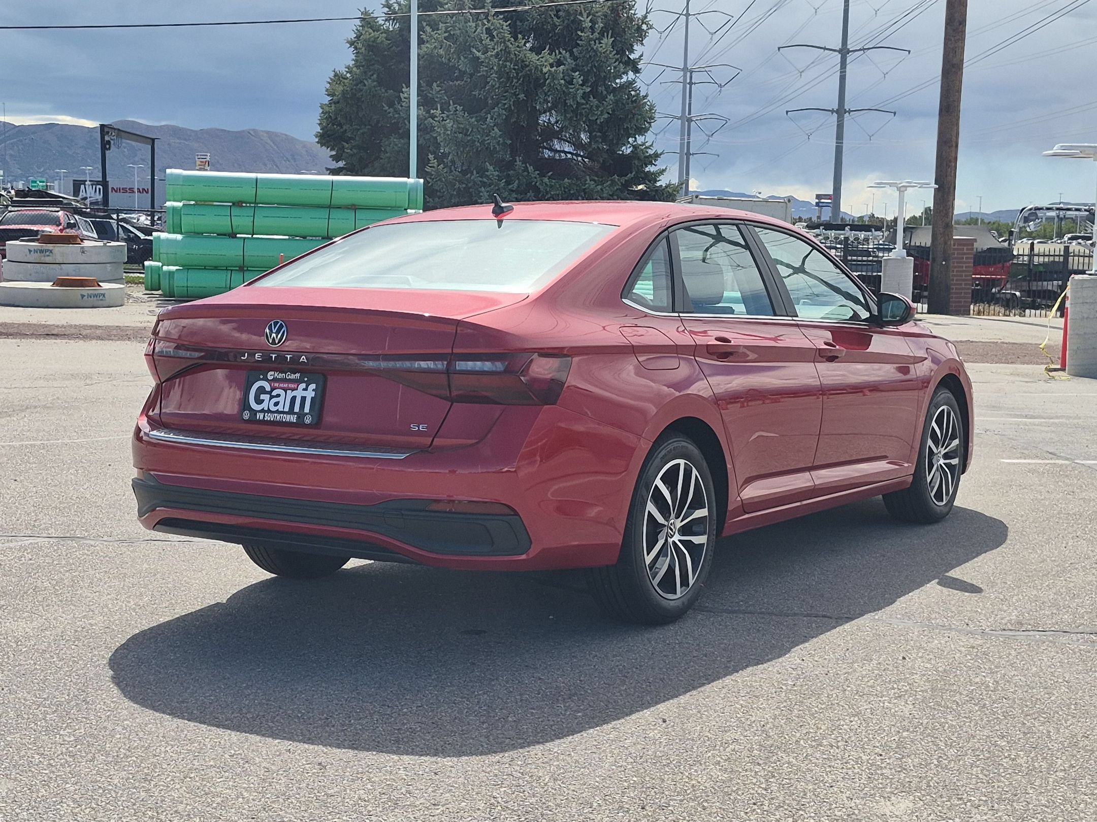 New 2027 Kings Red Metallic Volkswagen SE image 3