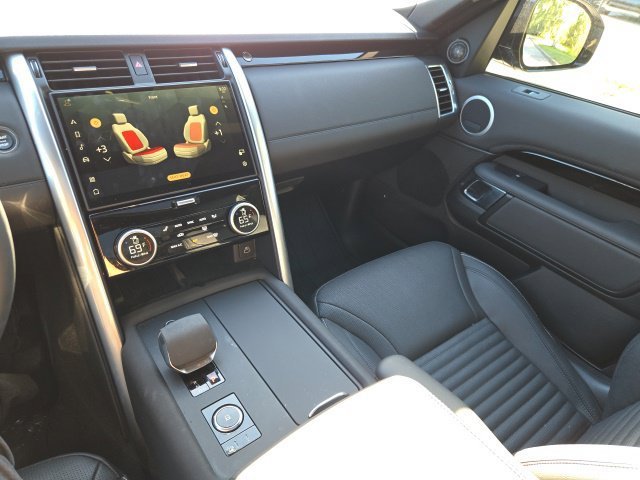Used 2025 Eiger Gray Metallic Land Rover S image 15