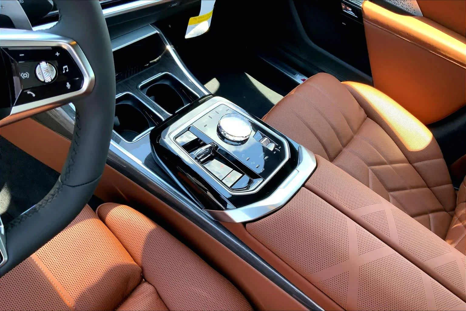 New 2026 Brooklyn Grey Metallic BMW 750e xDrive image 7