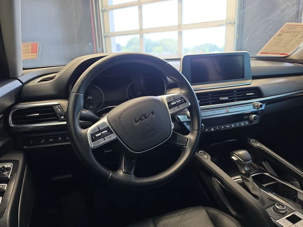 Certified Used 2022 White Kia EX image 20
