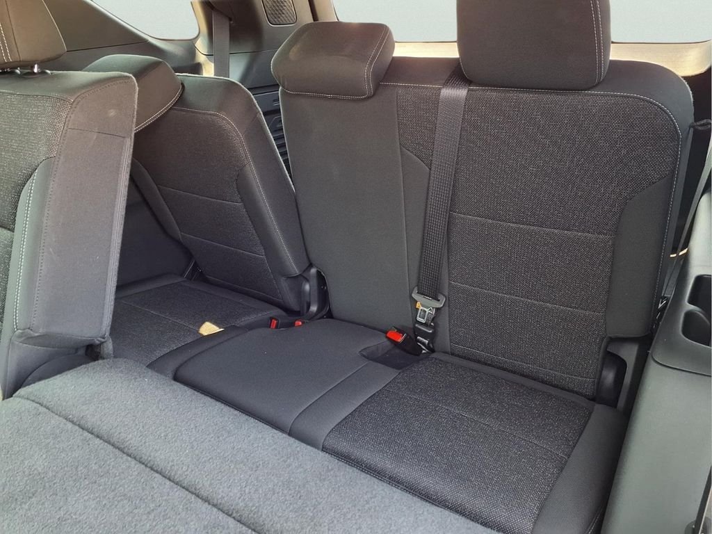 Used 2024 Summit White Chevrolet LS image 23