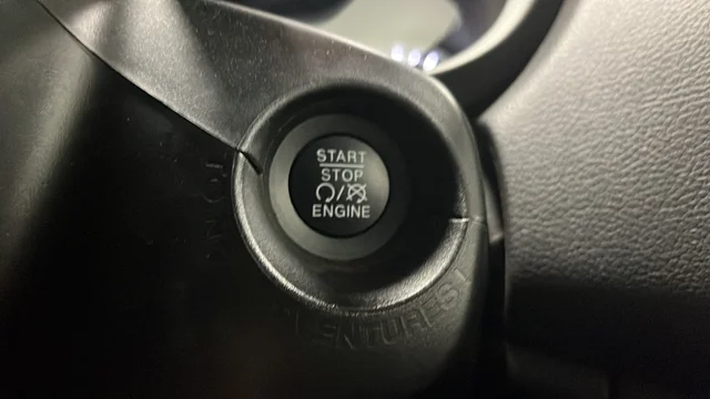 Used 2022 Slate Blue Jeep Latitude image 22