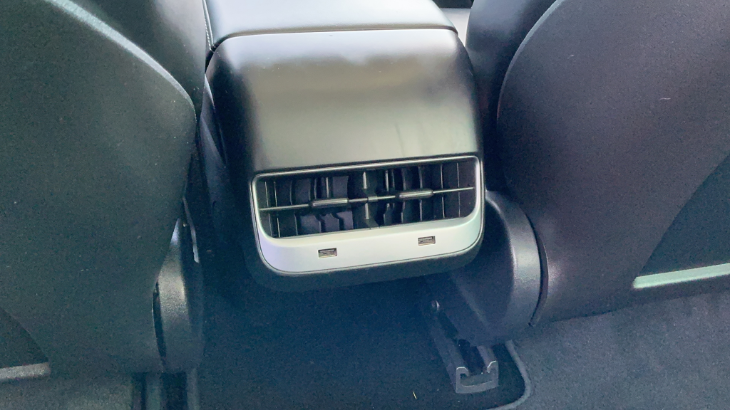 Used 2018  Tesla Long Range image 10