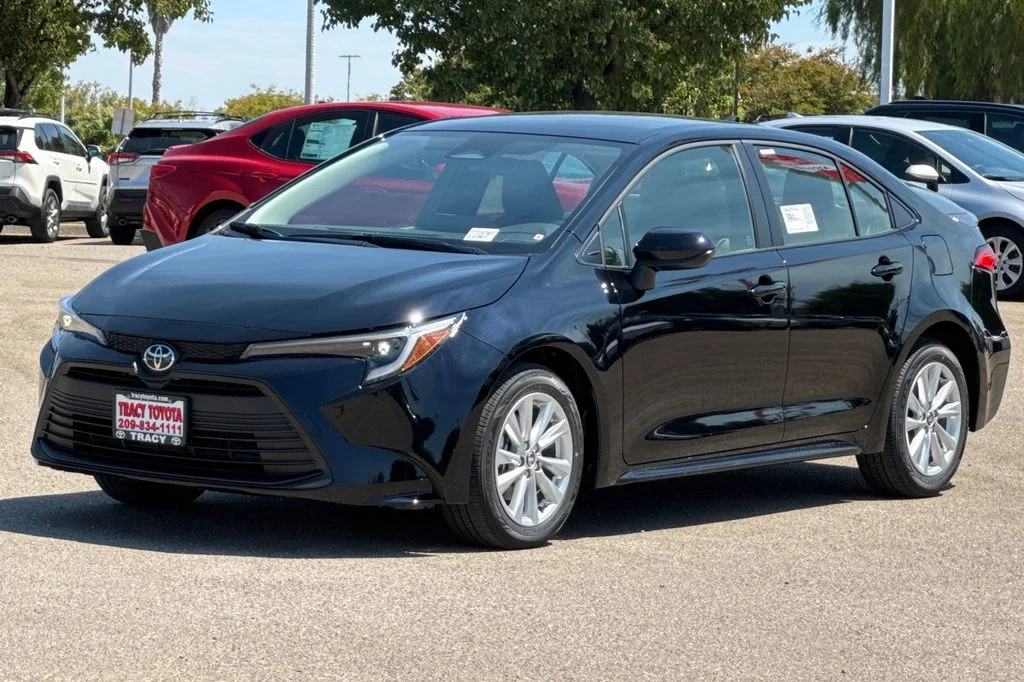 New 2026 Midnight Black Metallic Toyota  LE image 11
