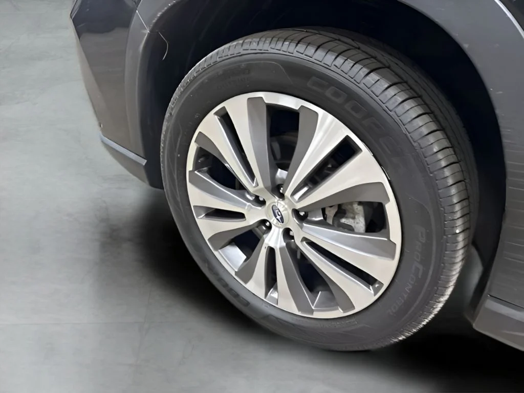 Used 2022 Black Subaru Limited image 22
