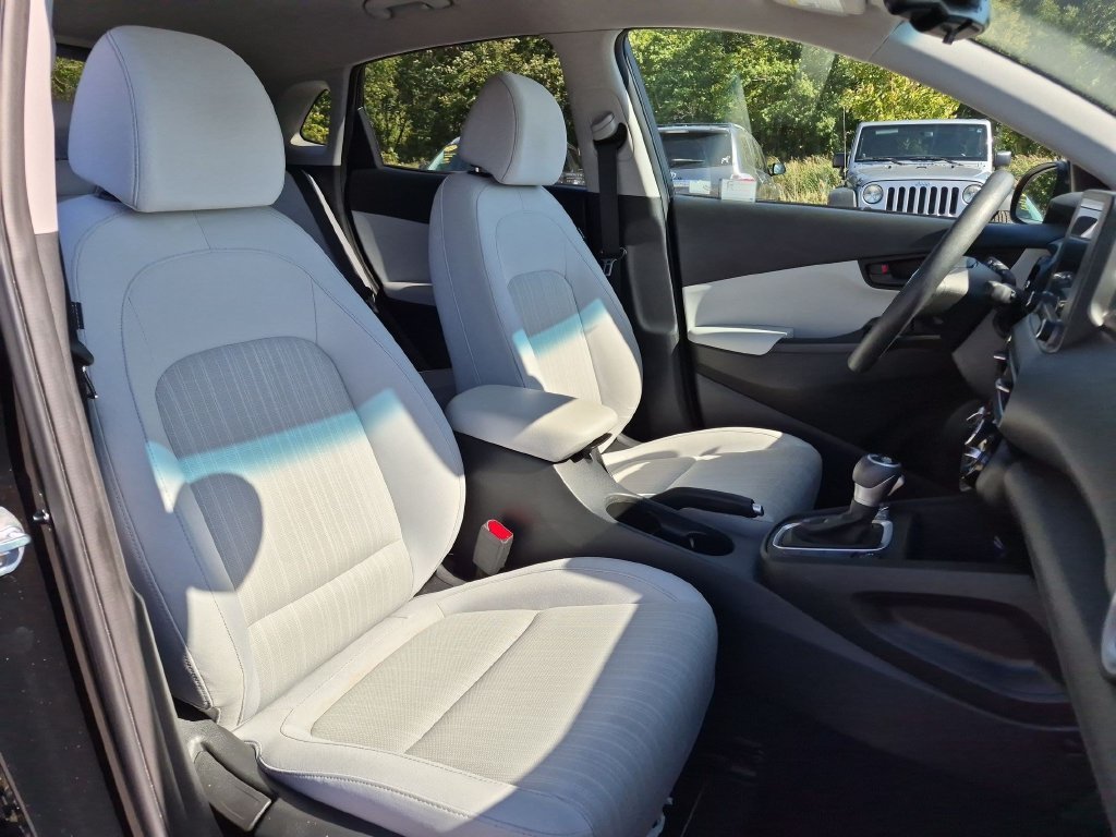 Used 2023 Black Hyundai SEL image 26