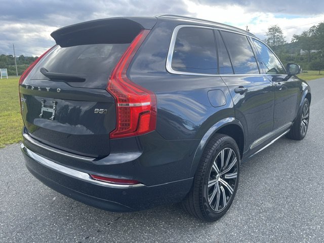 Used 2024 Blue Volvo Core Bright Theme image 5