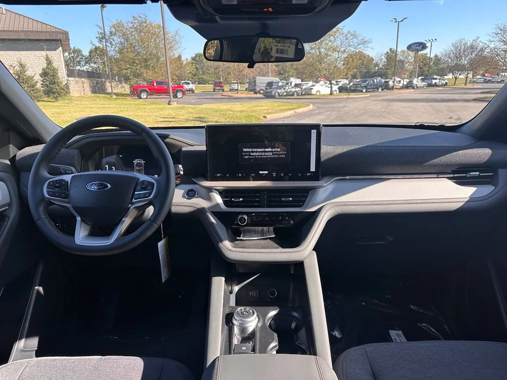 New 2027 Agate Black Metallic Ford Active image 3