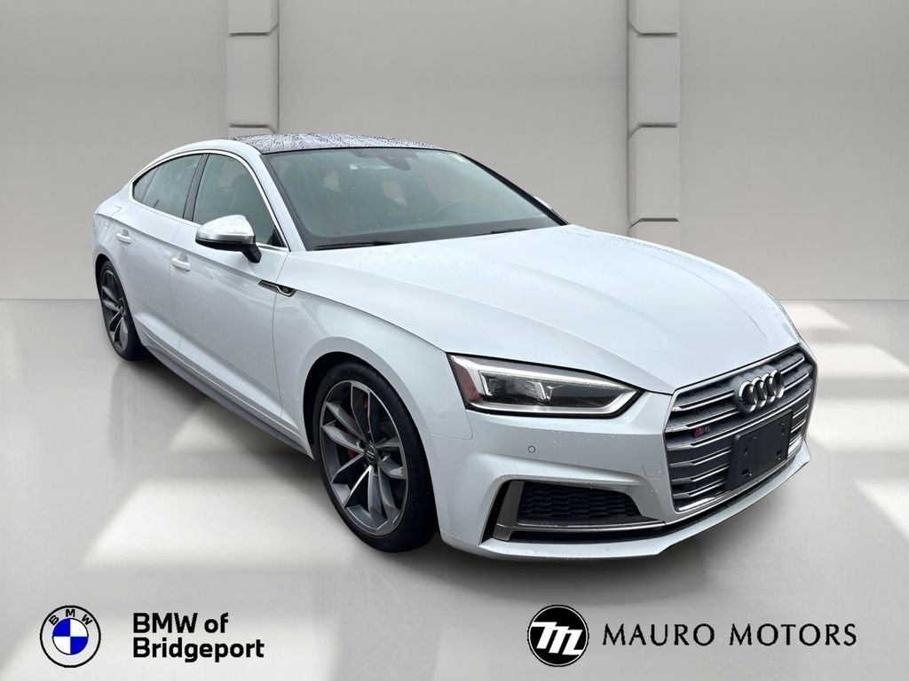Used 2019  Audi Premium Plus image 8
