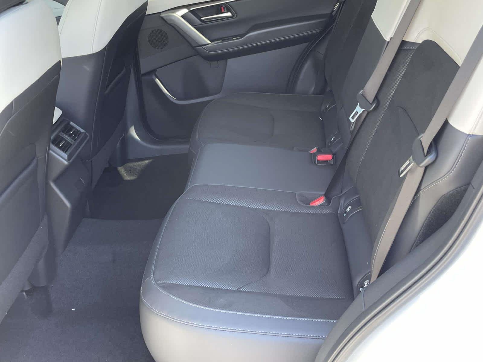 New 2026 Rhodium White Metallic Mazda 2.5 S Preferred image 14