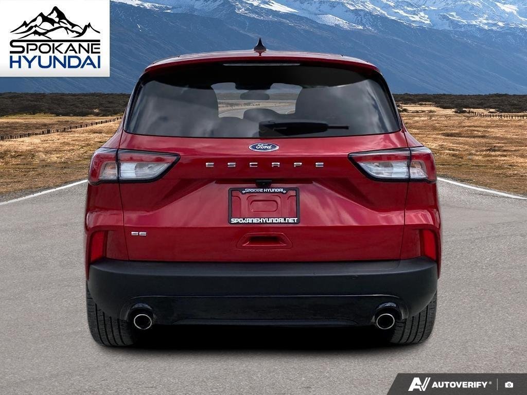 Used 2022 Rapid Red Metallic Tinted Clearcoat Ford SE image 4