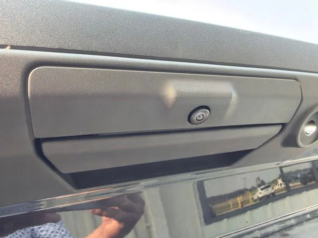 Used 2023 Black Metallic Ford XLT image 40