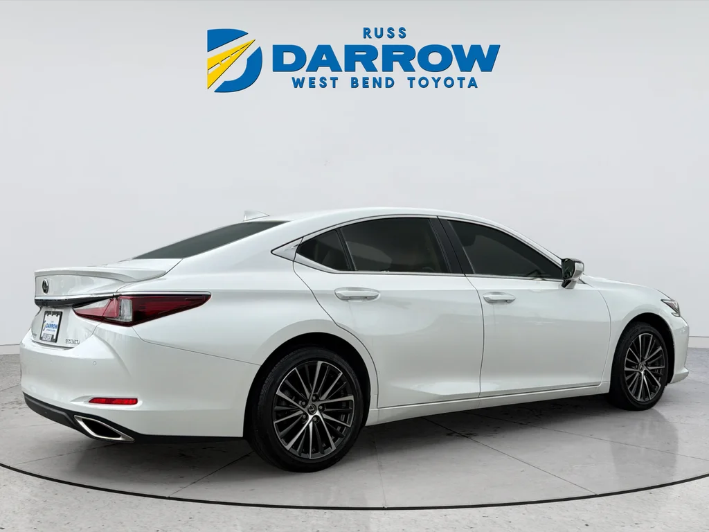 Used 2024 White Lexus 350 image 5