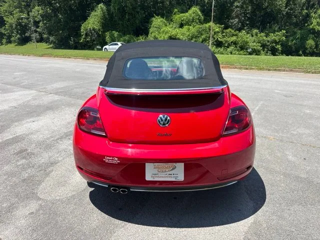 Used 2017 Red Volkswagen 1.8T SE image 6