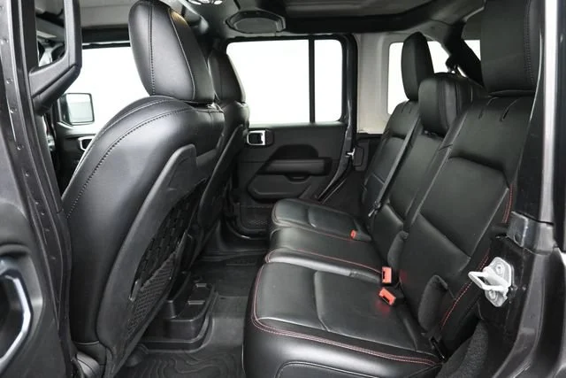 Used 2020 Granite Crystal Metallic Clearcoat Jeep Rubicon image 19