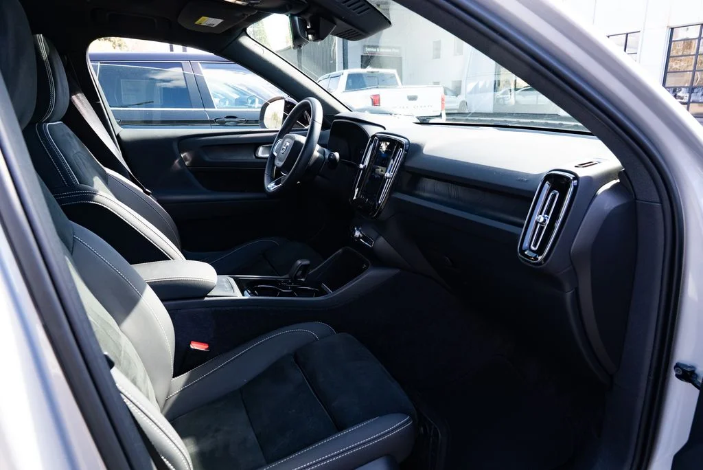 Used 2023 Gray Volvo Ultimate image 26