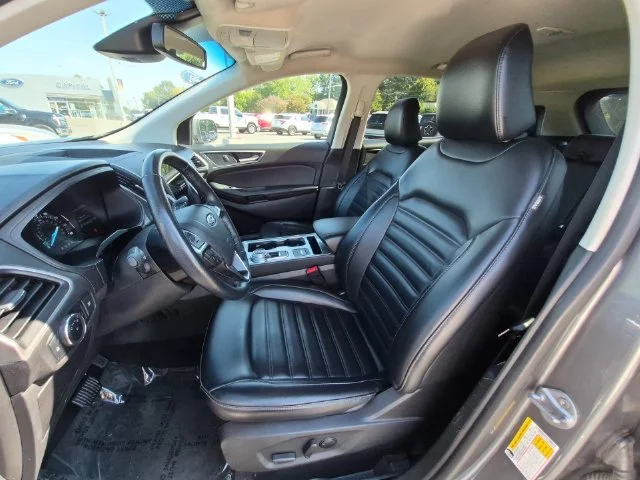 Used 2024 Gray Ford SEL image 21