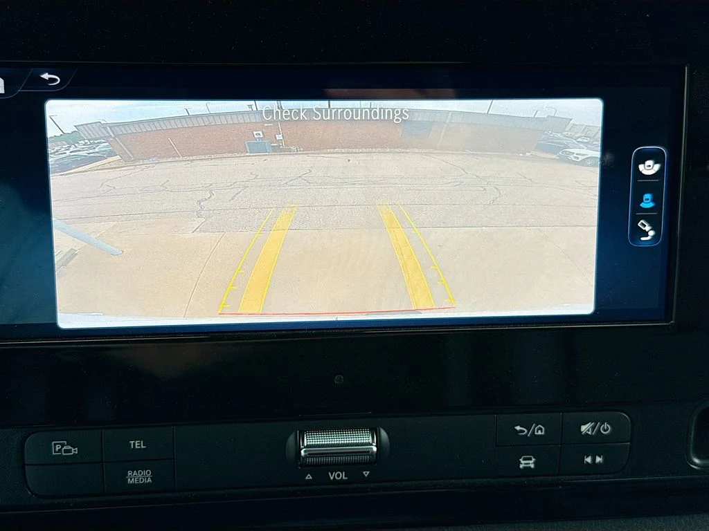 Used 2025 White Mercedes-Benz Cargo 144 WB image 13