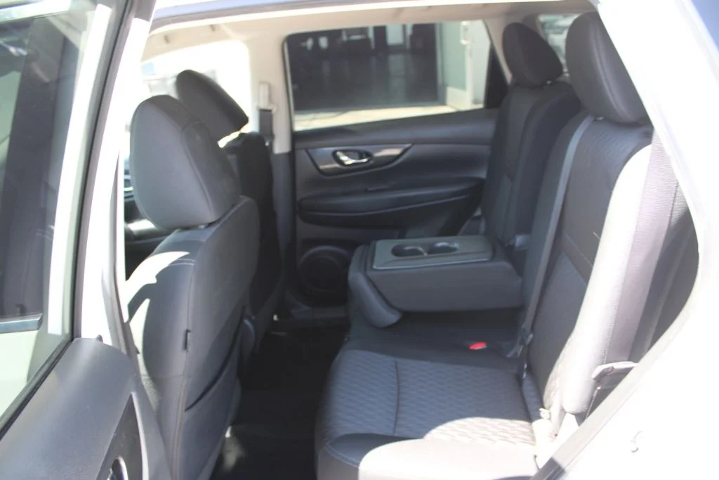 Used 2019 White Nissan SV image 15