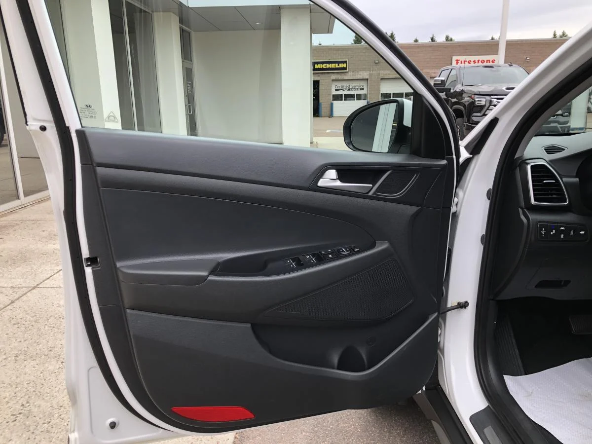 Used 2019 White Hyundai Ultimate Awd image 10