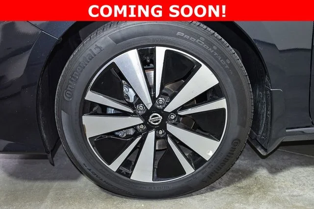 Used 2022 Blue Nissan 2.5 SV image 12