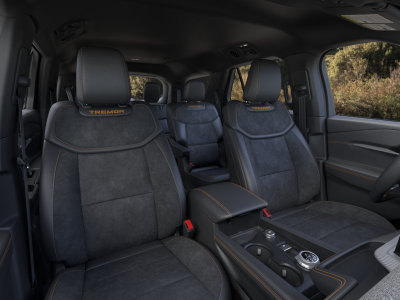New 2026 Star White Metallic Tri-Coat Ford Tremor® image 10