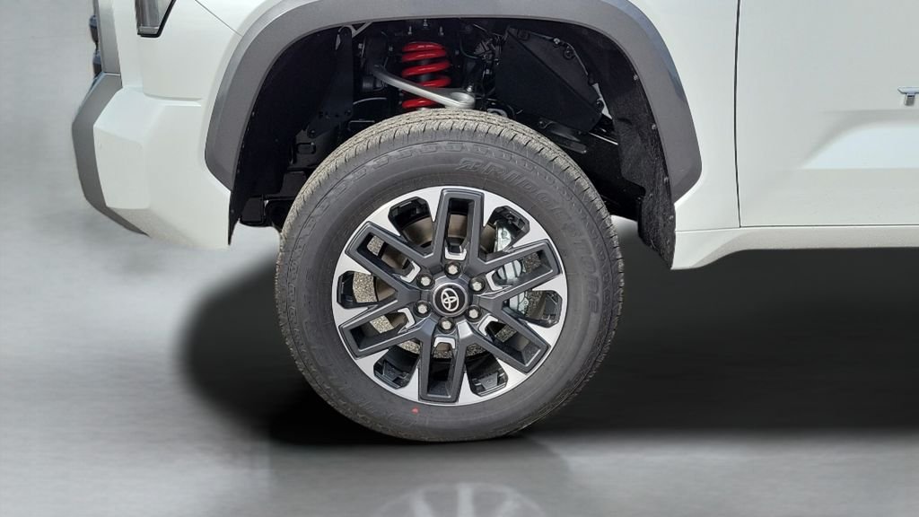 2026 Toyota Tundra Limited - Photo 27