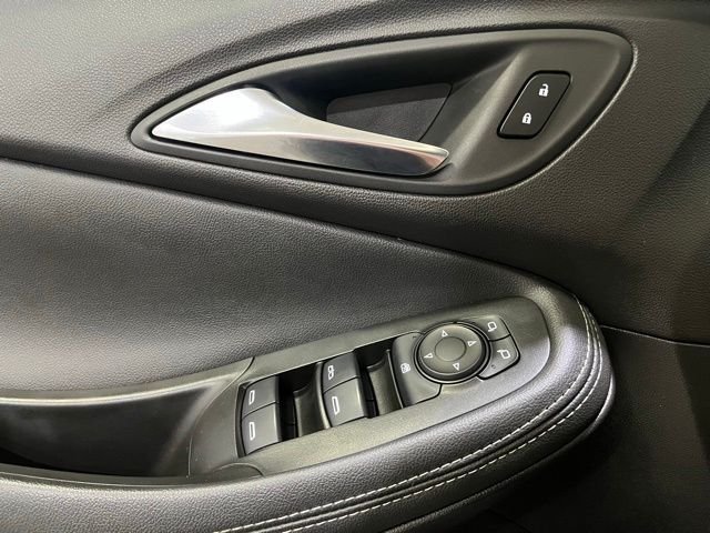Used 2023 Black Buick Select image 14