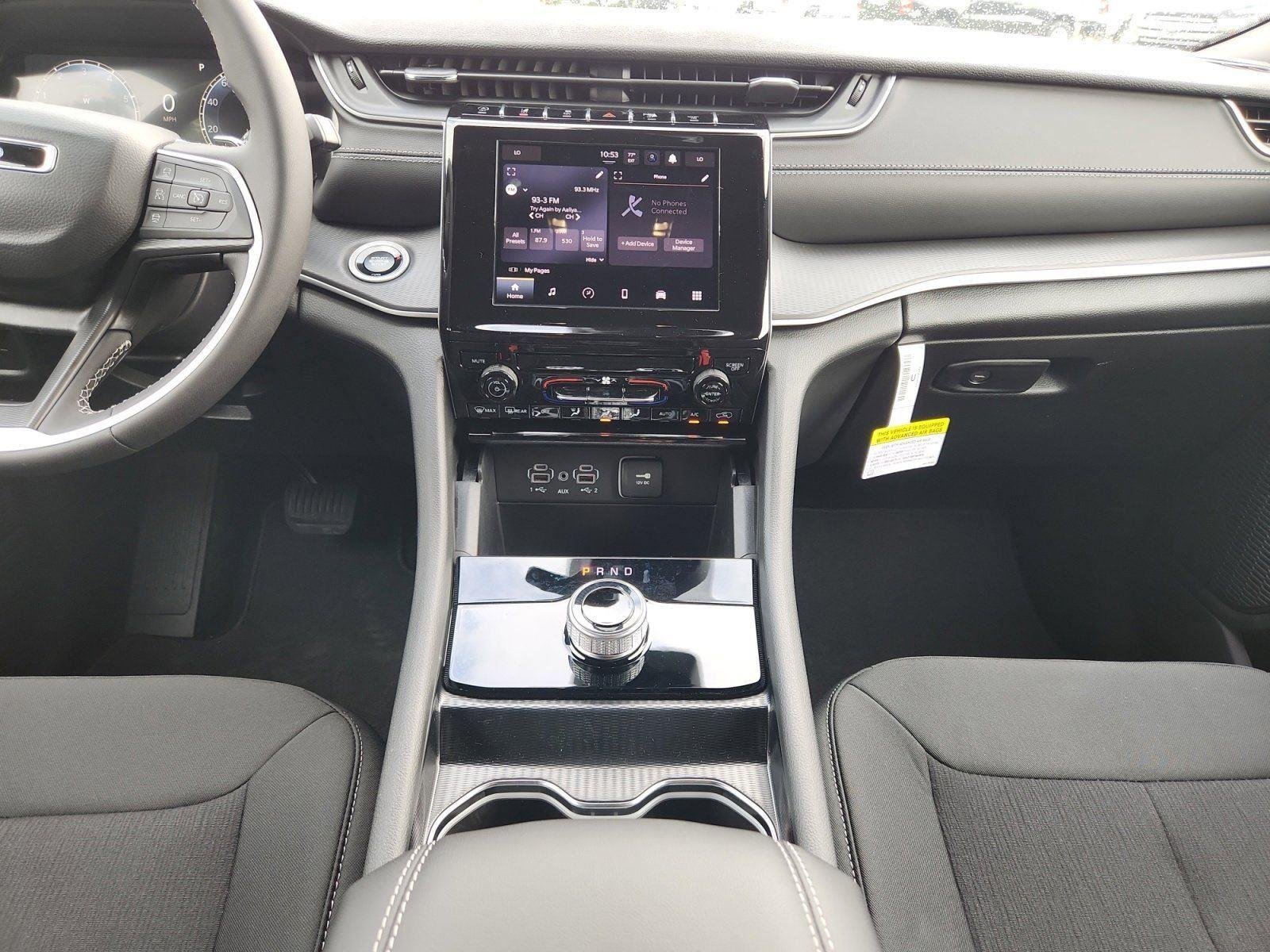 New 2026 Silver Zynith Exterior Paint Jeep Laredo image 20