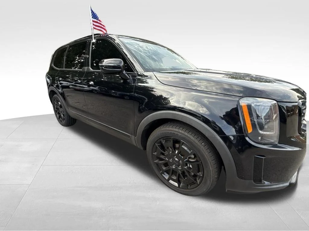 Used 2021 Black Kia SX image 10