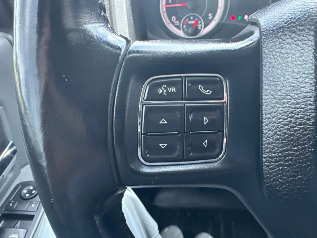 Used 2018 Brilliant Black Crystal Pearlcoat Ram Big Horn image 18