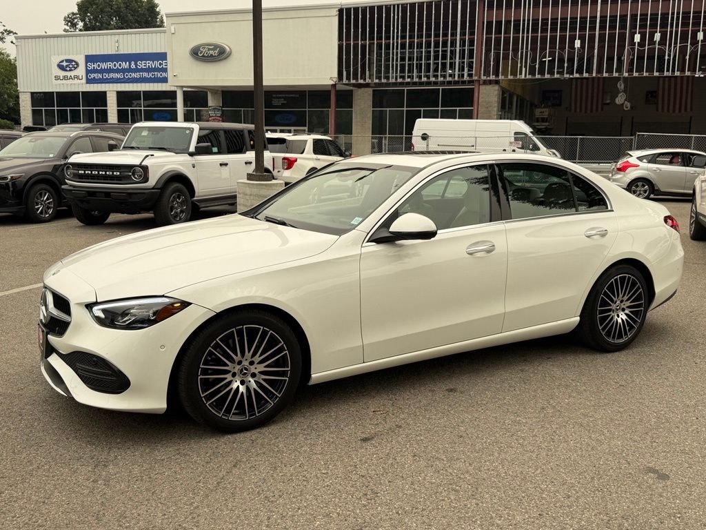 Used 2024  Mercedes-Benz C 300 image 4