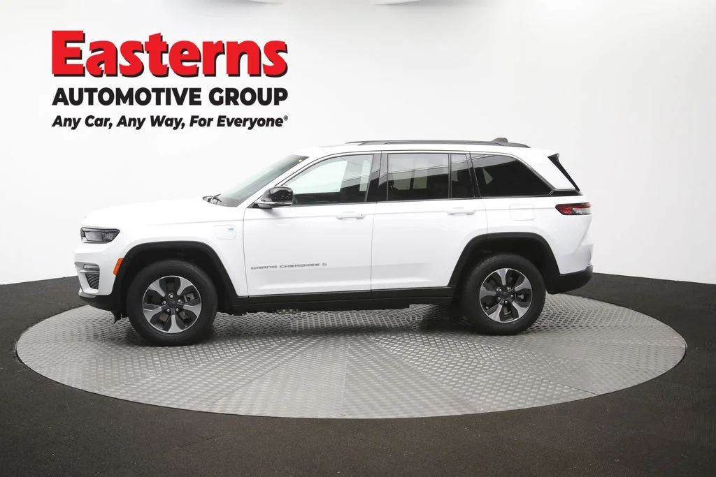 Used 2024 White Jeep 4xe image 63