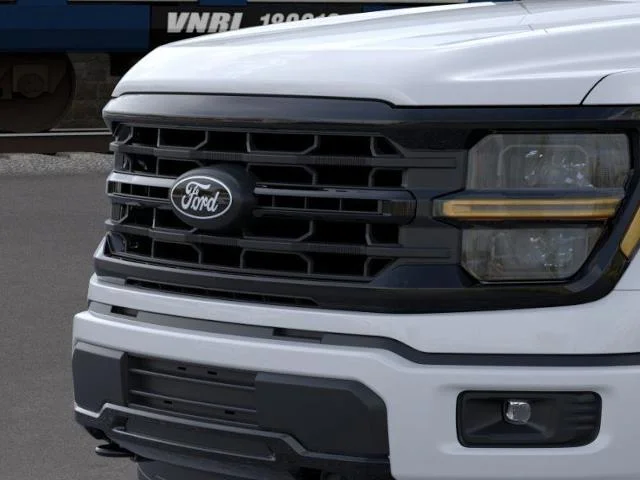 New 2026 Oxford White Ford XLT image 39