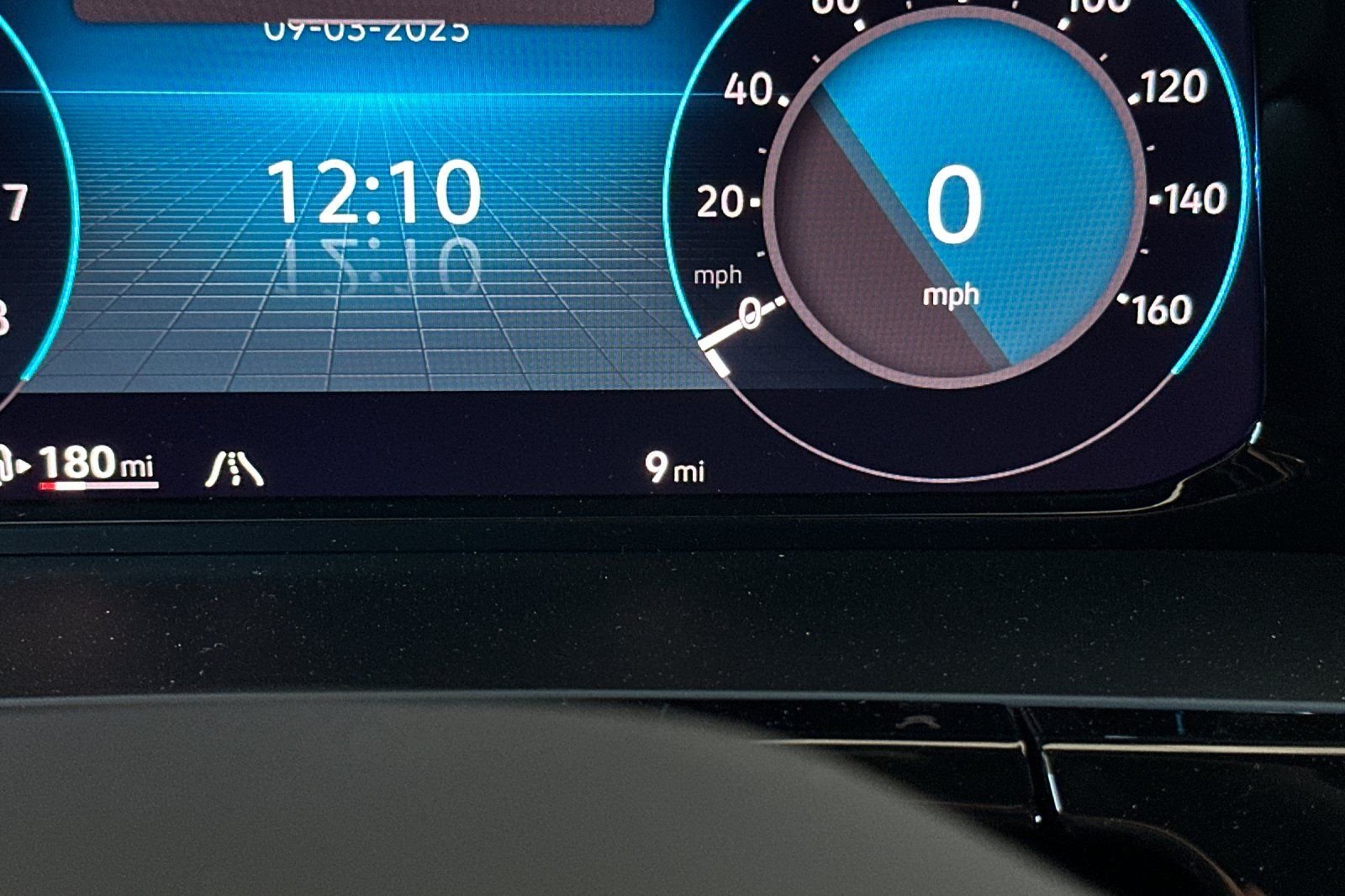 2026 Volkswagen Atlas Cross Sport SEL Premium R-LINE - Photo 28