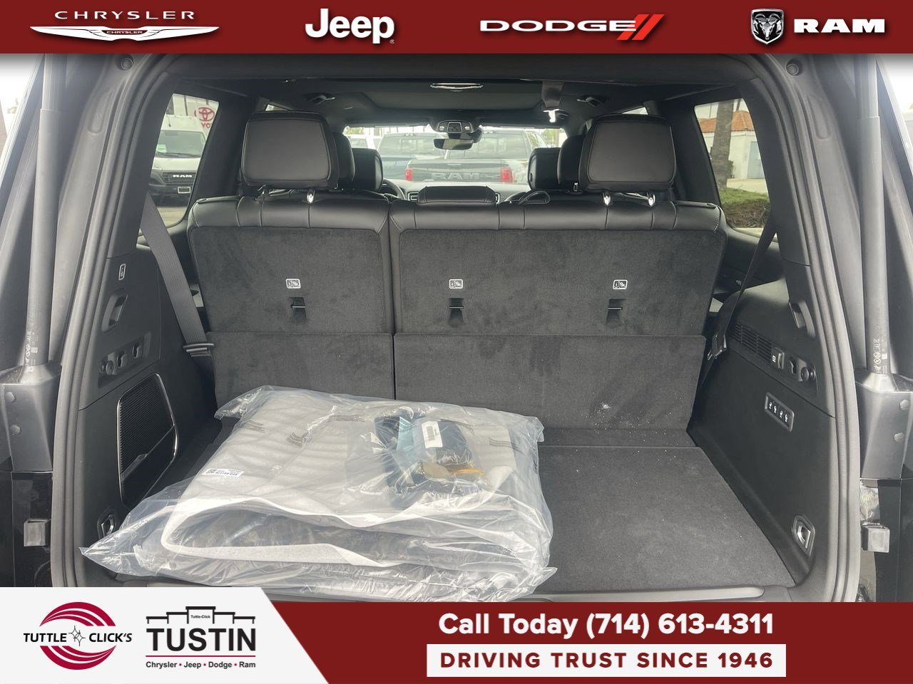 New 2026 High Gloss Black Exterior Paint Jeep 4DR 2WD image 27