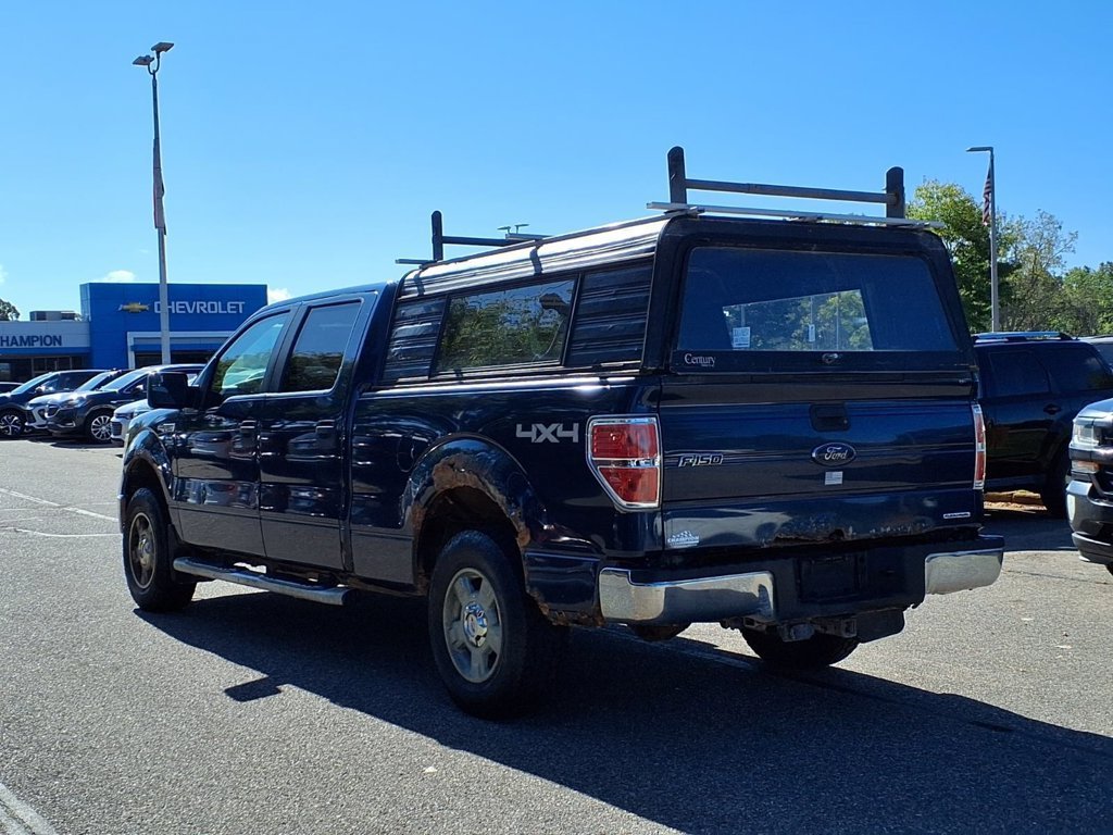 Used 2013 Blue Ford XLT image 6