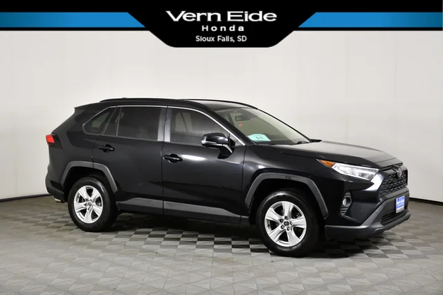 2019 Toyota RAV4 XLE