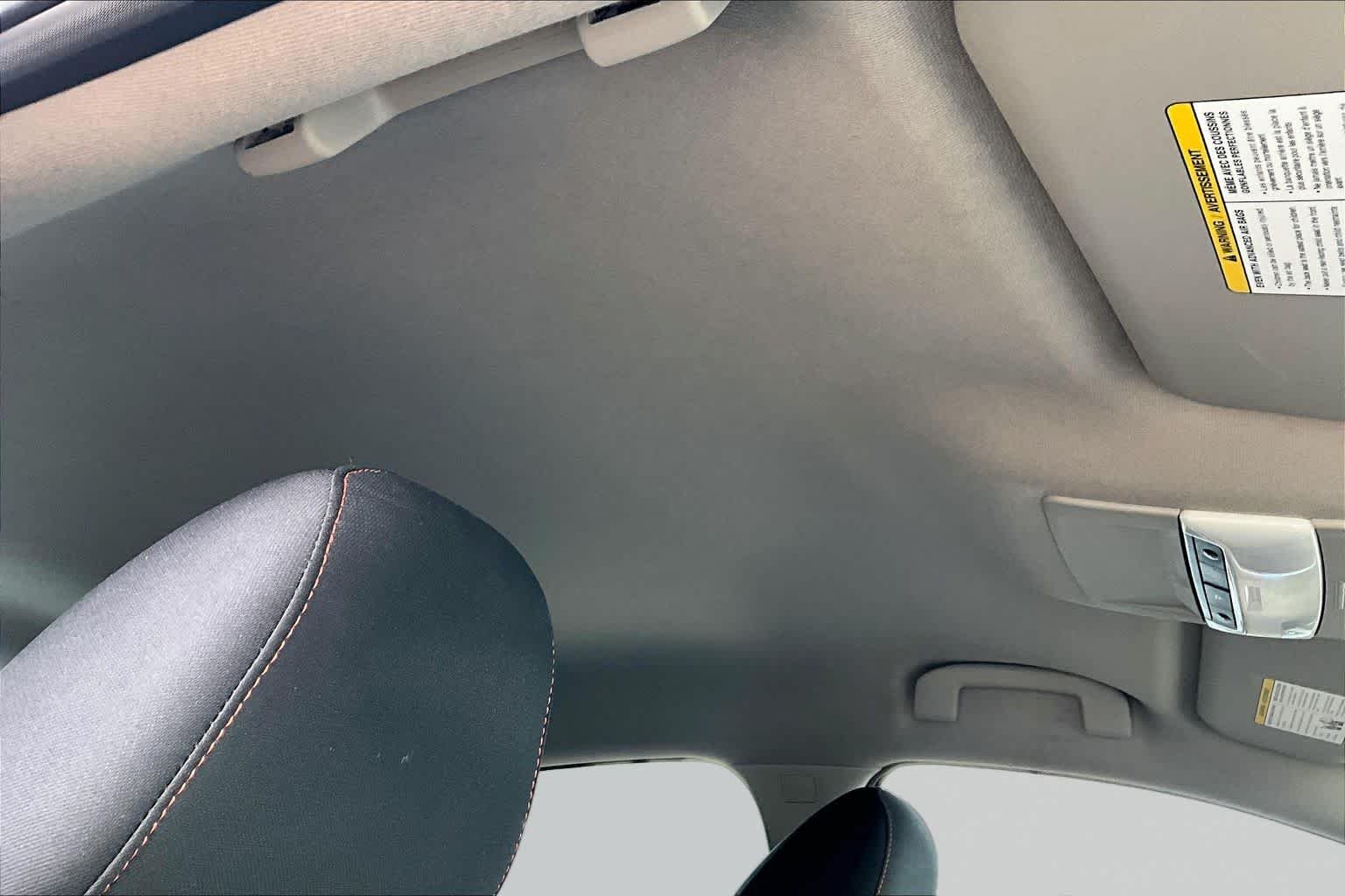 Used 2025 Super Black Nissan SR image 14